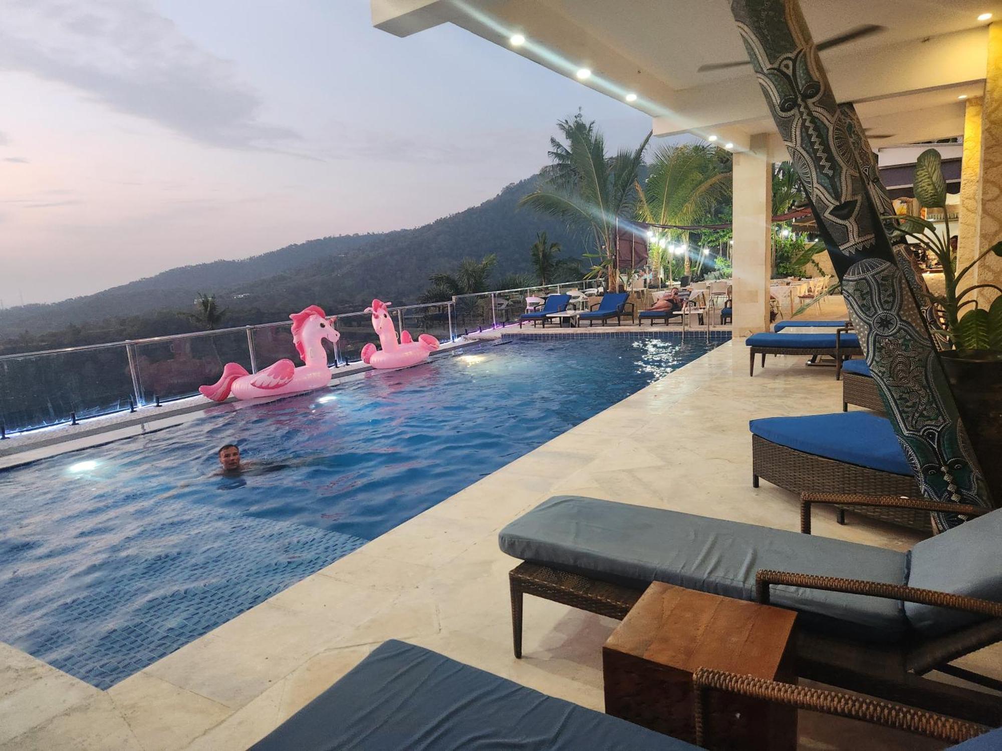 Villa Umbrella Lombok Senggigi Ngoại thất bức ảnh